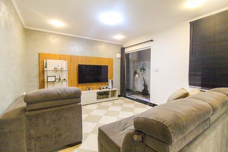 Sala e Sala de Jantar de casa para alugar com 4 quartos, 250m² em Cidade Nova São Miguel, São Paulo