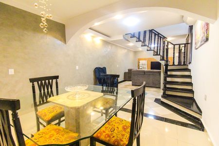 Casa para alugar com 250m², 4 quartos e 2 vagasSala e Sala de Jantar