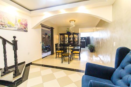 Casa para alugar com 250m², 4 quartos e 2 vagasSala e Sala de Jantar