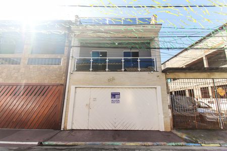 Fachada + Placa de casa para alugar com 4 quartos, 250m² em Cidade Nova São Miguel, São Paulo