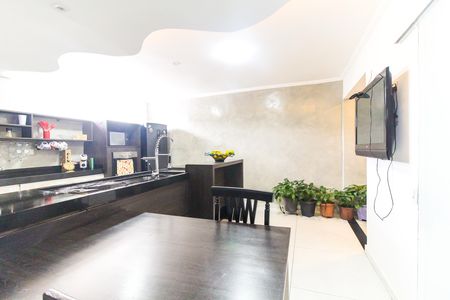 Casa para alugar com 250m², 4 quartos e 2 vagasCozinha