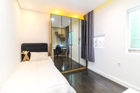 Casa para alugar com 250m², 4 quartos e 2 vagasQuarto 2