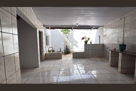 Casa para alugar com 4 quartos, 238m² em Setor Bueno, Goiânia