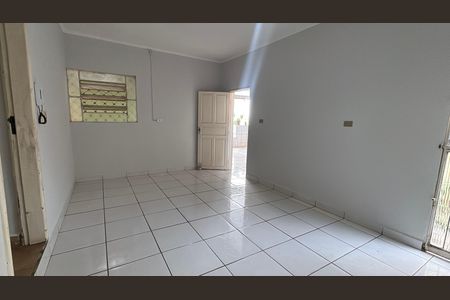 Casa para alugar com 238m², 4 quartos e 4 vagas