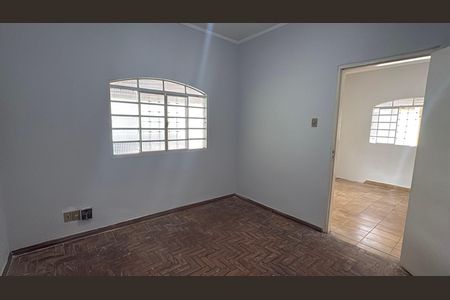 Casa para alugar com 4 quartos, 238m² em Setor Bueno, Goiânia