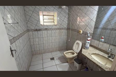 Casa para alugar com 4 quartos, 238m² em Setor Bueno, Goiânia