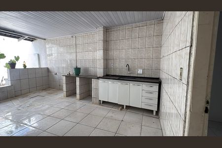 Casa para alugar com 238m², 4 quartos e 4 vagas
