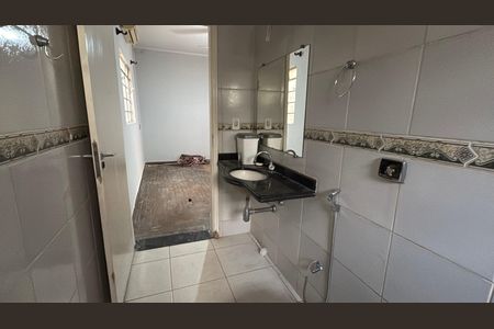 Casa para alugar com 4 quartos, 238m² em Setor Bueno, Goiânia