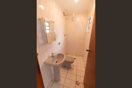Casa para alugar com 220m², 4 quartos e 2 vagasBanheiro 2