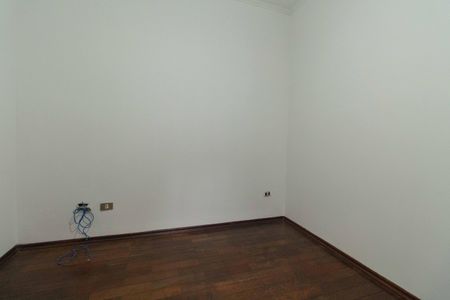 Casa para alugar com 220m², 4 quartos e 2 vagasSuíte