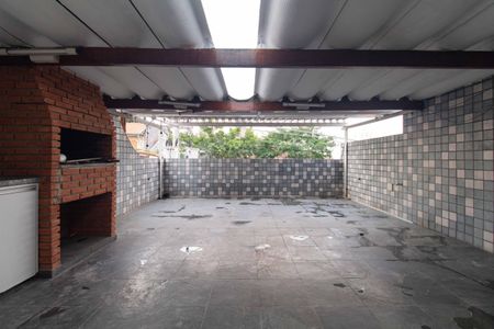 Casa para alugar com 220m², 4 quartos e 2 vagasÁrea comum