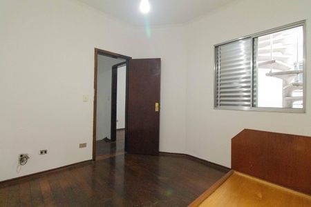 Casa para alugar com 220m², 4 quartos e 2 vagasQuarto 1