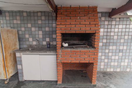 Casa para alugar com 220m², 4 quartos e 2 vagasÁrea comum