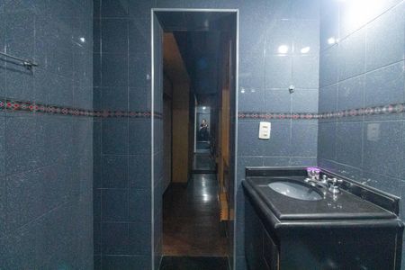 Casa para alugar com 220m², 4 quartos e 2 vagasBanheiro da Suíte