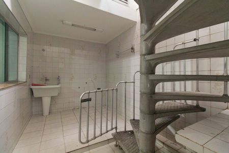Casa para alugar com 220m², 4 quartos e 2 vagasÁrea de Serviço