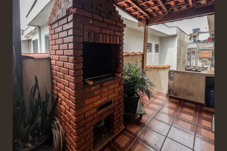 Casa à venda com 120m², 4 quartos e 2 vagas
