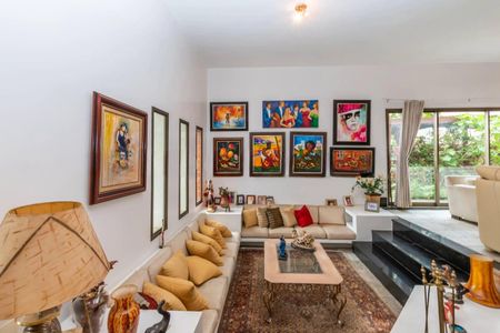 Casa à venda com 4 quartos, 552m² em Alphaville Residencial Um, Barueri