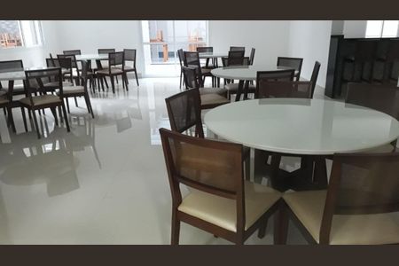 Apartamento para alugar com 80m², 2 quartos e 2 vagas