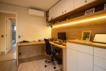 Apartamento à venda com 133m², 3 quartos e 2 vagasSuíte 2