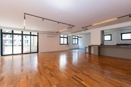 Apartamento para alugar com 215m², 3 quartos e 2 vagas