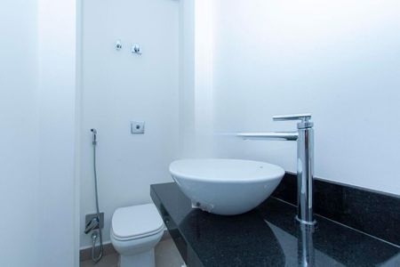 Apartamento para alugar com 215m², 3 quartos e 2 vagas