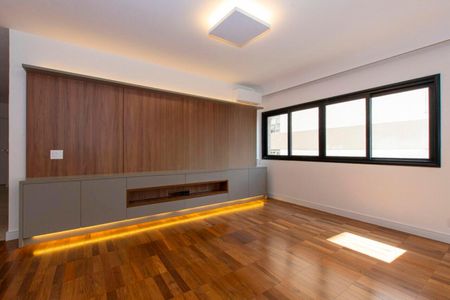 Apartamento para alugar com 3 quartos, 215m² em Jardim Paulista, São Paulo