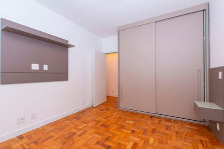 Apartamento para alugar com 215m², 3 quartos e 2 vagas