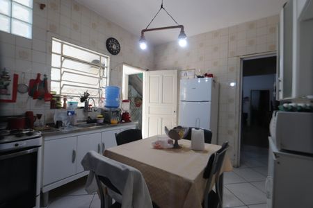 Casa à venda com 125m², 4 quartos e 2 vagasCozinha