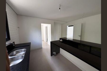 Casa à venda com 4 quartos, 430m² em Alphaville Residencial Dois, Barueri