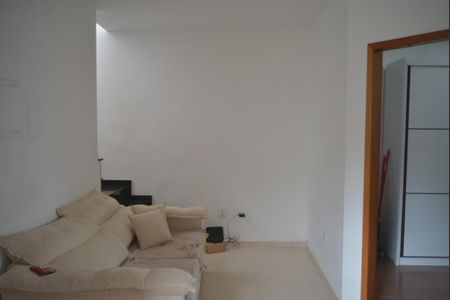 Apartamento à venda com 80m², 2 quartos e 1 vagaSala