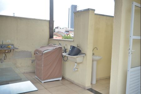 Apartamento à venda com 80m², 2 quartos e 1 vagaAera de Serviço