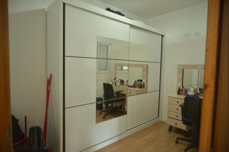 Apartamento à venda com 80m², 2 quartos e 1 vagaQuarto 2