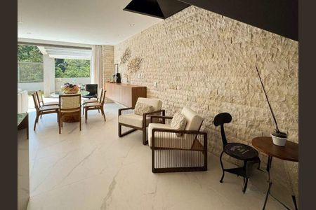 Casa à venda com 3 quartos, 200m² em Residencial Tambore III, Santana de Parnaíba