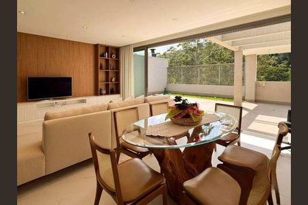 Casa à venda com 3 quartos, 200m² em Residencial Tambore III, Santana de Parnaíba