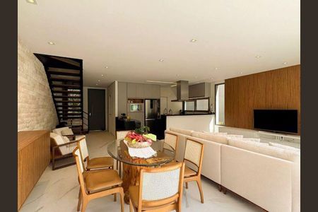 Casa à venda com 3 quartos, 200m² em Residencial Tambore III, Santana de Parnaíba