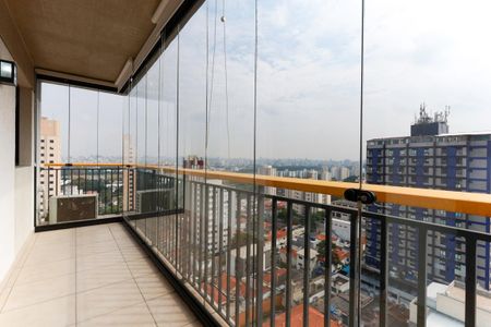 Studio para alugar com 63m², 1 quarto e 1 vaga Studio para alugar com 63m², 1 quarto e 1 vagaVaranda