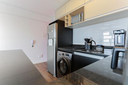 Studio para alugar com 63m², 1 quarto e 1 vaga Studio para alugar com 63m², 1 quarto e 1 vagaCozinha e área de serviço