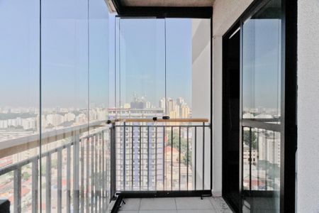 Studio para alugar com 62m², 1 quarto e 1 vaga Studio para alugar com 62m², 1 quarto e 1 vagaVaranda