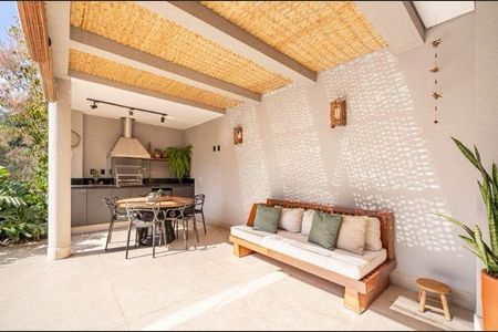 Casa à venda com 3 quartos, 200m² em Residencial Tambore III, Santana de Parnaíba