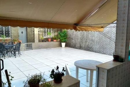 Casa à venda com 441m², 3 quartos e 4 vagas