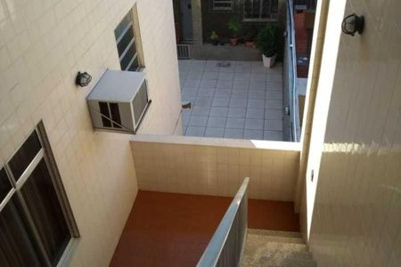 Casa à venda com 441m², 3 quartos e 4 vagas