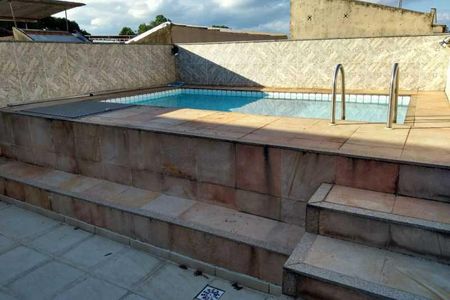 Casa à venda com 441m², 3 quartos e 4 vagas