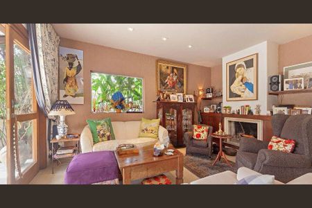 Casa à venda com 4 quartos, 320m² em Residencial Tres (Alphaville), Santana de Parnaíba