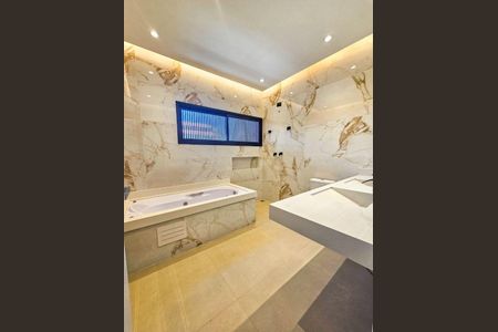 Casa à venda com 3 quartos, 272m² em Parque dos Passaros, São Bernardo do Campo