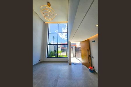 Casa à venda com 3 quartos, 272m² em Parque dos Passaros, São Bernardo do Campo