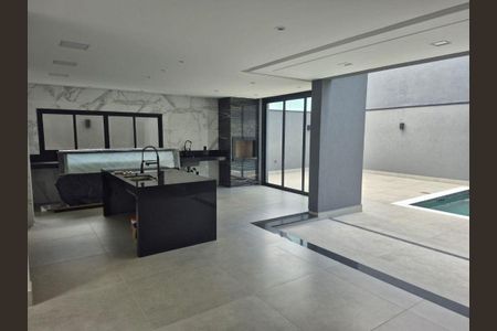 Casa à venda com 3 quartos, 272m² em Parque dos Passaros, São Bernardo do Campo