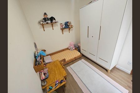 Casa à venda com 3 quartos, 111m² em Vila Firmiano Pinto, São Paulo