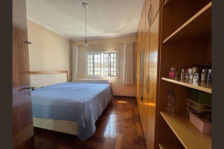 Casa à venda com 4 quartos, 534m² em Parque dos Passaros, São Bernardo do Campo