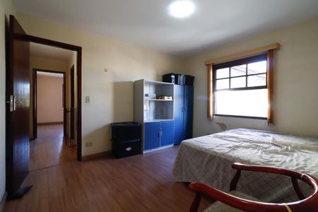 Casa à venda com 130m², 2 quartos e 2 vagasSuíte