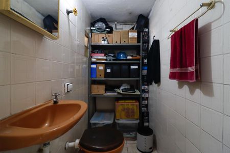 Casa à venda com 130m², 2 quartos e 2 vagasBanheiro da Suíte